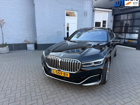 BMW 7-serie 745e | HUD | SOFTCLOSE | 360 gr CAMERA | SCHUIFDAK |