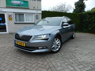 Skoda Superb Combi 1.4 TSI ACT Style Business - ACC - Park.H V&A - Park Cam - Panoramadak - Apple Ca