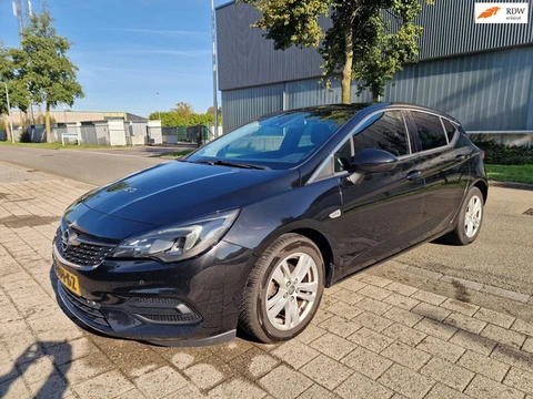 Opel Astra 1.5 CDTI Edition Automaat, Nieuwe Motor, Apk, Nap, Inruil mogelijk.