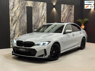 BMW 3-serie 330e M-Performance|PANO|CURVED SCREEN|LASER|HARMAN KARDON|BOMVOL!