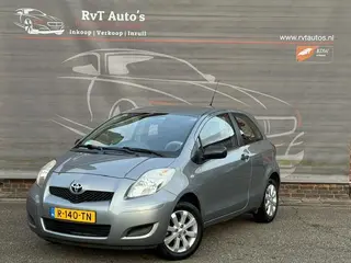 Toyota Yaris 1.0 VVTi Cool Airco,Bleutooht/Navi/Android/Nieuwe apk.