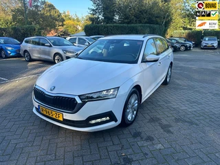 Skoda Octavia Combi 1.0 TSI Business Edition , navigatie , pdc voor en achter