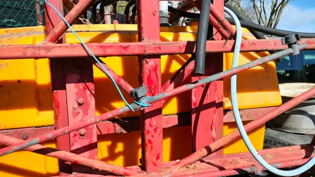 PZ = spuittank met boompje = opknapper = 600 Liter