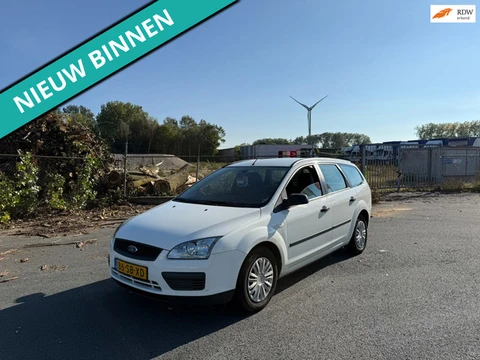 Ford Focus Wagon 1.6-16V Champion ZO INGERUILD ZO WEG PRIJSJE