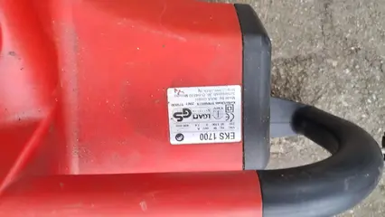 IKRA 230 Volts Kettingzaag ..... verkeerd i.z.g.st.
