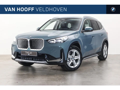 BMW iX1 eDrive20 xLine / Trekhaak / Comfort Access / Achteruitrijcamera / Stoelverwarming / Adaptiev