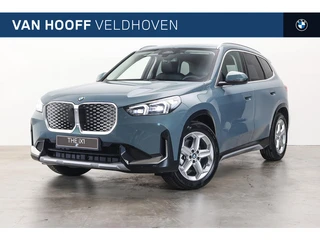 BMW iX1 eDrive20 xLine / Trekhaak / Comfort Access / Achteruitrijcamera / Stoelverwarming / Adaptiev