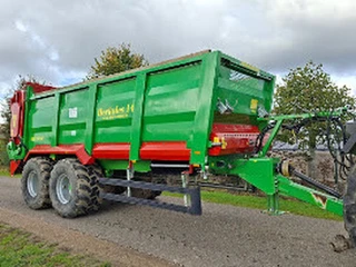 pronar N262/1 mestverspreider, breedstrooier