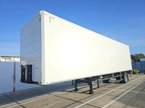 SYSTEM TRAILERS TFSH09 TRi