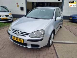 Volkswagen Golf 1.4 Trendline | Cruise control