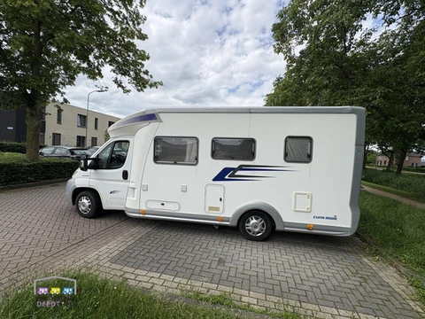 Eura Mobil Terrestra 670 SB Fransbed