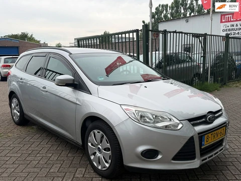 Ford Focus Wagon 1.6 TI-VCT Trend Trekhaak parkeer sensor airco elektrische ramen cv op afs