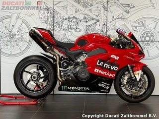 Ducati PANIGALE V4 CIRCUIT (bj 2024)