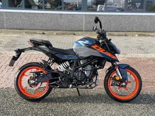 KTM Tour 125 Duke ABS A1 rijbewijs 2024