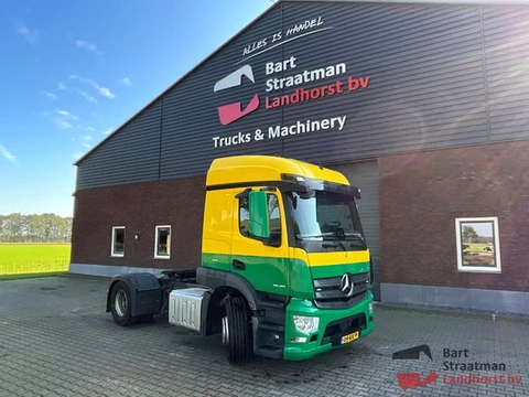 Mercedes-Benz ACTROS 4x2 opleggertrekker met PTO. BS2203