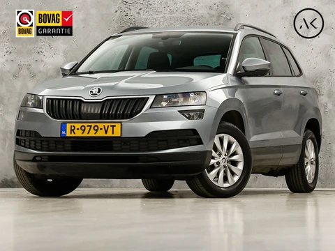 Škoda Karoq 1.0 TSI Clever Edition (APPLE CARPLAY, GROOT NAVI, PARKEERSENSOREN, SPORTSTOELEN, GETINT