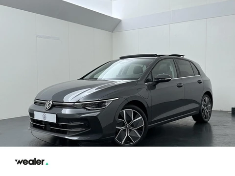 Volkswagen Golf 1.5 eHybrid Style Edition | 204 PK | SoH 100% | Trekhaak wegklapbaar | Adaptive Crui