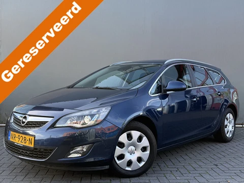 Opel Astra Sports Tourer BWJ 2011 1.4 141 PK Turbo Sport STOEL + STUURVERW. | STANDKACHEL | NAVI | C