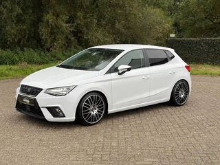 SEAT Ibiza 1.0 TSI FR LED I CAMERA I PDC I CARPLAY I CRUISE I DIKKE AUTO