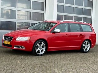 VOLVO V70 2.0 Turbo 203PK R-Design Xenon Navi Leer Trekhaak Pdc Stoelverw