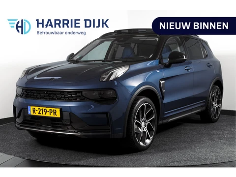 Lynk & Co 01 1.5 PHEV 261PK MY22 Orig. NL | Black Pakket | Afn. Trekhaak | 360 Camera | S/K-panodak 