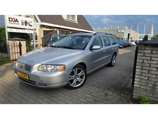 Volvo V70 2.4