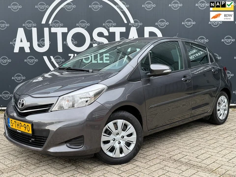 Toyota Yaris 1.3 VVT-i Aspiration Automaat / NL-Auto / 1ste Eigenaar / NAP / Navi / Airco / APK