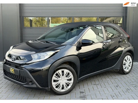 Toyota Aygo X 1.0 VVT-i S-CVT Play|Open dak|Camera|Automaat|