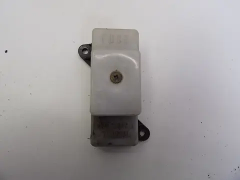 ZEKERINGKAST Suzuki GR 650 1983 - 1989