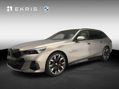 BMW 5-serie Touring 530e M Sport Pro Edition Comfort Pack | Innovation Pack | Travel Pack | Bowers &