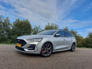 Ford Focus Wagon 1.0 EcoBoost Hybrid ST Line Style. ZEER MOOI, VOL OPTIES!!!!