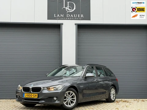 BMW 3-serie Touring 316i Executive / PDC SENSOREN / TREKHAAK