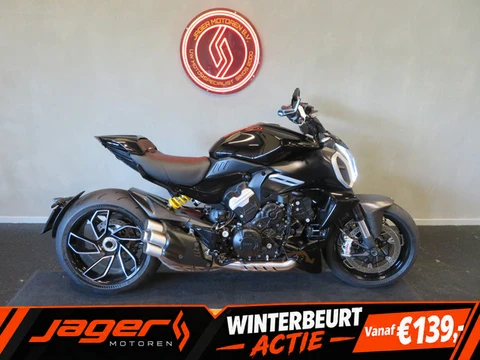 Ducati DIAVEL V4 BLACK! NIEUWSTAAT! (bj 2023)
