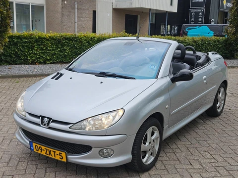 Peugeot 206 CC 2.0-16V Roland Garros