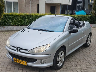 Peugeot 206 CC 2.0-16V Roland Garros