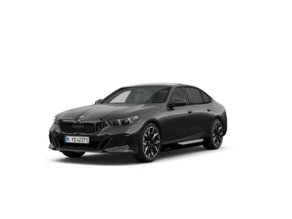 BMW i5 eDrive40 I M Sportpakket Pro I 21 Inch Individual Aerodynamic I Stuurwiel verwarmd I Trekhaak