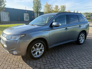 Mitsubishi Outlander 2.0 PHEV instyle+ 4wd