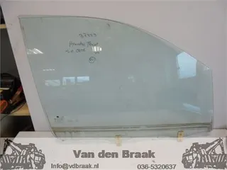 Hyundai Trajet 2004-2008 Portierruit rechts voor