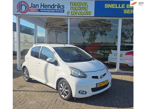 Toyota Aygo 1.0-12V Dynamic Navigator