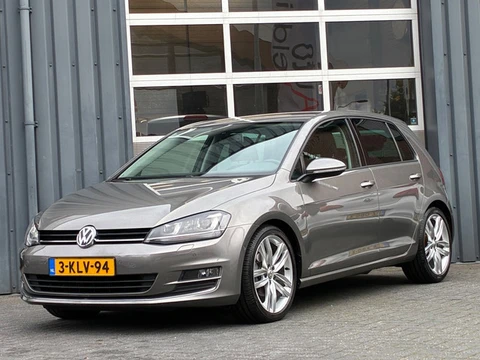 Volkswagen Golf 1.4 TSI ACT Highline Automaat Xenon Navigatie