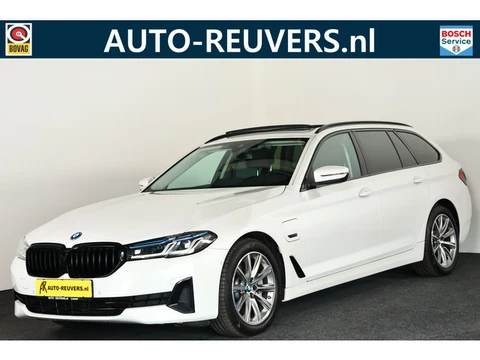 BMW 5 Serie Touring 530e xDrive Business Edition Plus Navi / Cruise / HUD / Panorama / Carplay