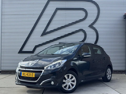 Peugeot 208 1.2 PureTech Blue Lion Navi|Airco|Trekhaak|Cruise|PDC|Carplay|N.A.P|APK tot 05-2027