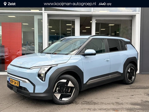 Kia EV3 Plus 81.4 kWh | Dodehoeksensor | Stoel/stuurverwarming | Navigatie | Parkeersensoren V + A