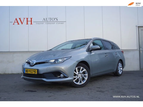 Toyota Auris Touring Sports 1.8 Hybrid Lease