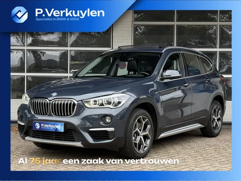 BMW X1 sDrive18i X LINE | HEAD UP | PANORAMA | CAMERA | STOELVERWARMING | PARKEERSENSOREN |