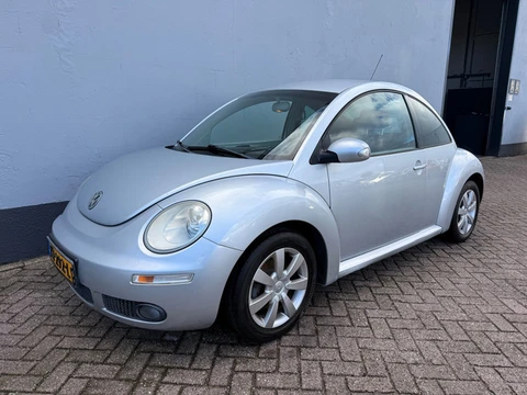 Volkswagen New Beetle 1.4-16V Trendline
