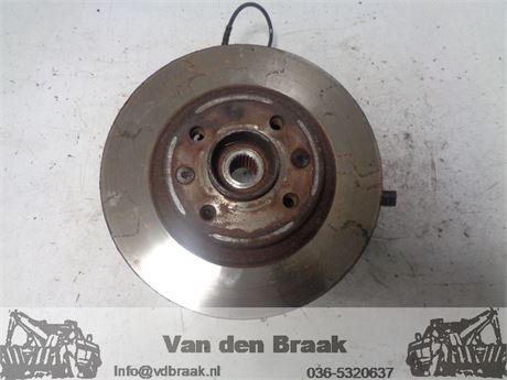 Renault Twingo 1.2 16V 2007-2014 Fusee links voor