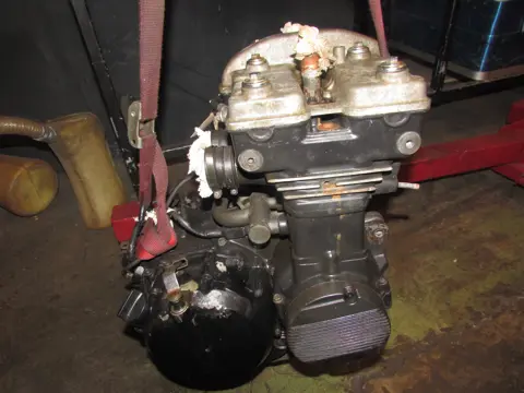 MOTORBLOK Kawasaki GPX 400 1970 - 2012