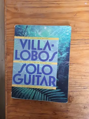 VILLA-LOBOS SOLO GUITAR