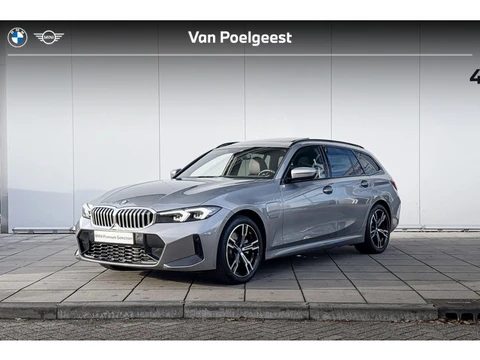 BMW 3 Serie Touring 320e M-Sport | Glazen Panorama dak | Getint Glas | Shadow Line | HIFI system | L